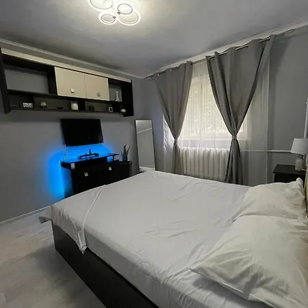 アパート Apartament Intrare Satul De Vacanta コンスタンツァ